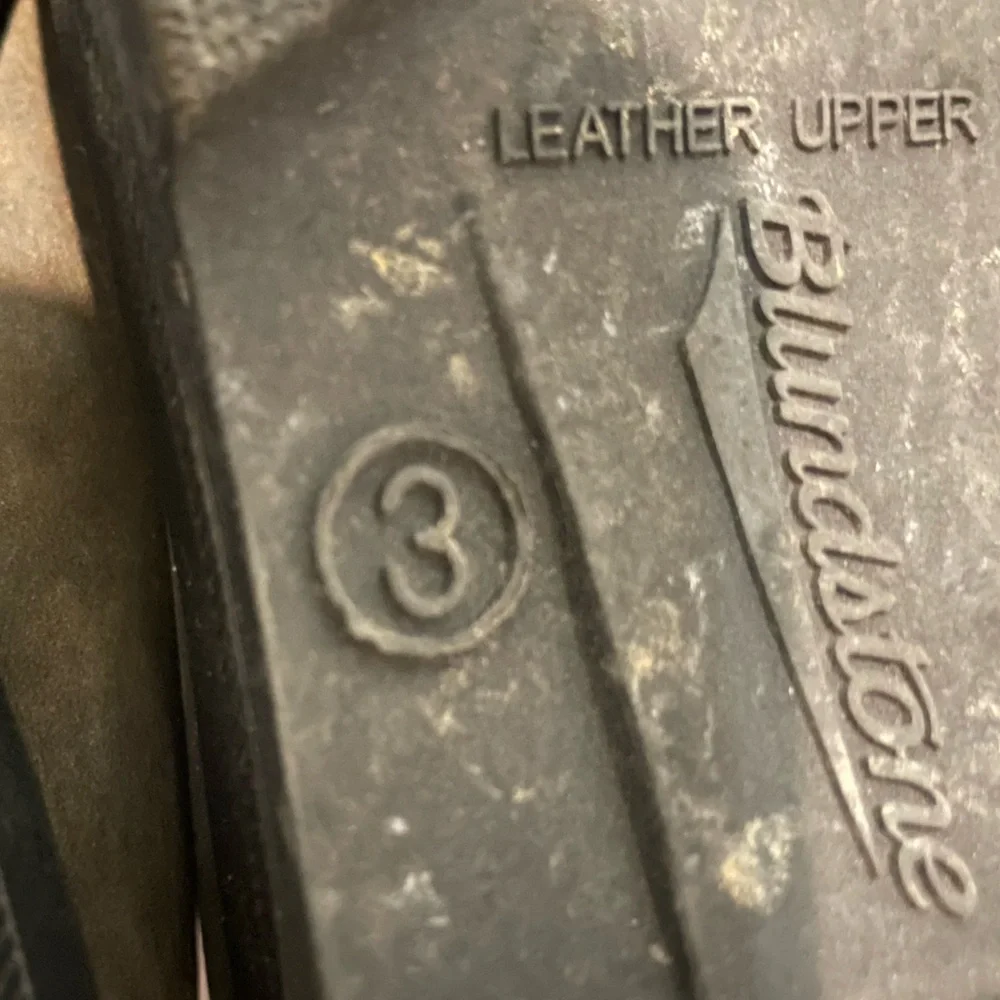 Blundstone Chelsea Boots - Picture 5 of 5